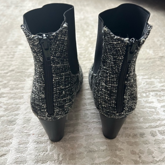 Diba black and white tweed heeled Chelsea ankle boot size 8.5 - Picture 4 of 7